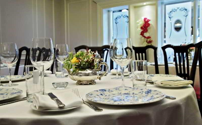 Fitzgeralds Woodlands House Hotel Adare Exterior foto